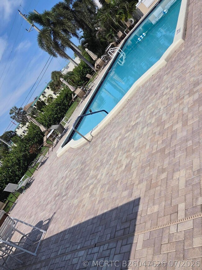 210 Main Blvd Unit 2d