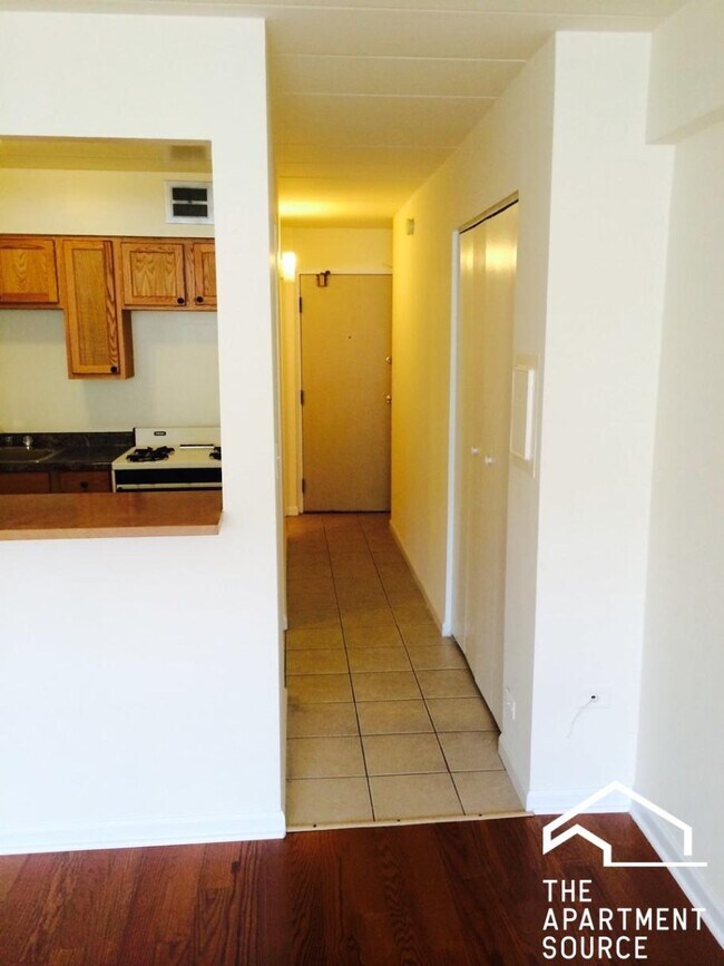 6821 N Sheridan Rd Unit 505