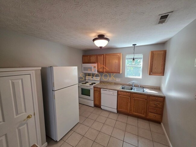 Photo - 1707 Ferry St Unit 1707 Ferry St Apt A