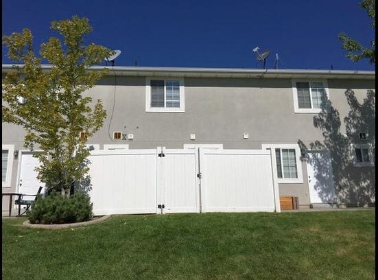 1253 E 6125 S