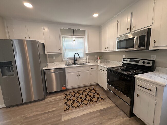 Photo - 5512 Gunshop Ln