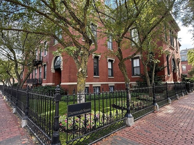 Photo - 130 Appleton St Unit 1H