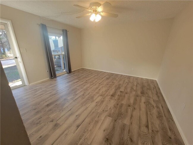 Photo - 1326 Lori Ct