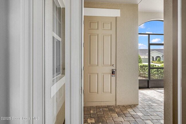 Photo - 8233 Loren Cove Dr