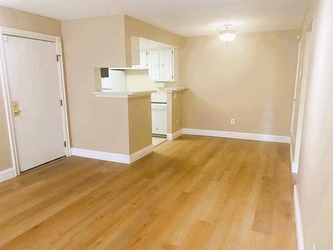 Photo - 4400 S Quebec St Unidad R-201