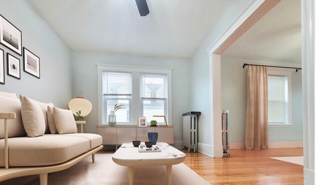 Photo - 37 Juniper St
