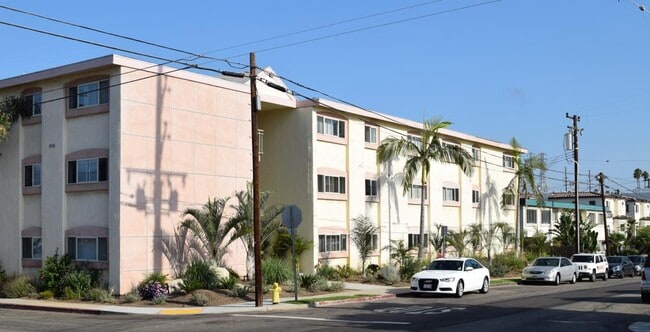 Photo - 403 Indiana St