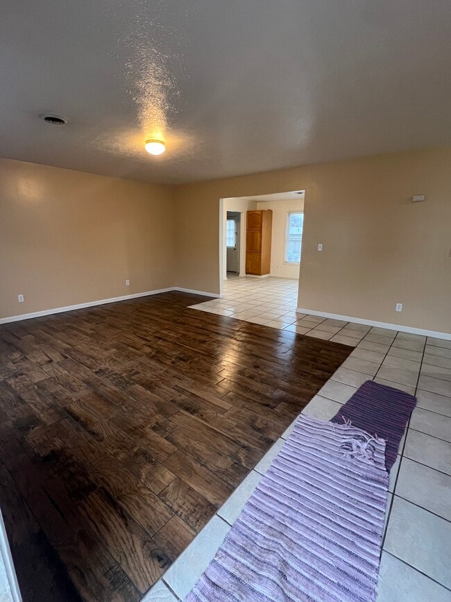 Photo - 605 N Main St Unit A Apt