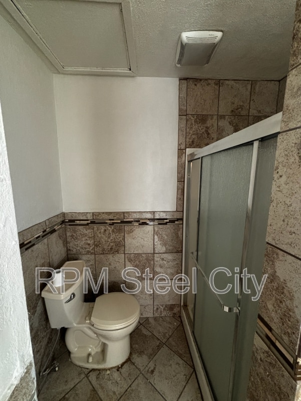 Photo - 2521 Emilia St