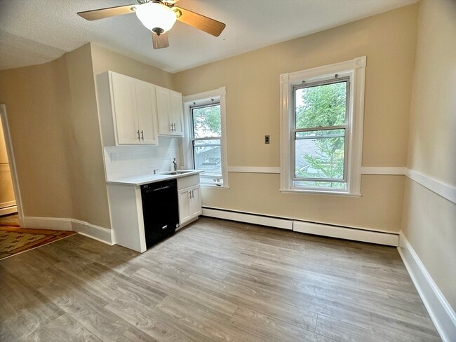 Photo - 22 Spring Park Ave Unit 3