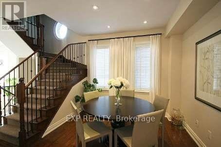 Photo - 2 Fairleigh Crescent