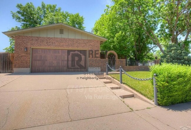 Photo - 2541 Taylor Ln