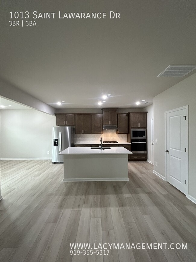 Photo - 1013 St Lawrence Dr