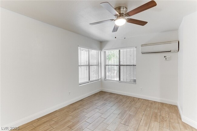 Photo - 510 Elm Dr Unit 105