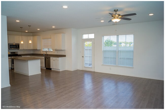 303 Middleton Wy