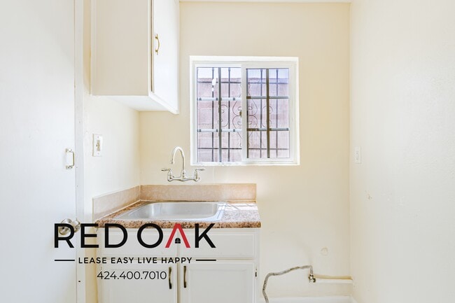 1222 3/4-1224 W 109th Pl Unit 1222 3/4