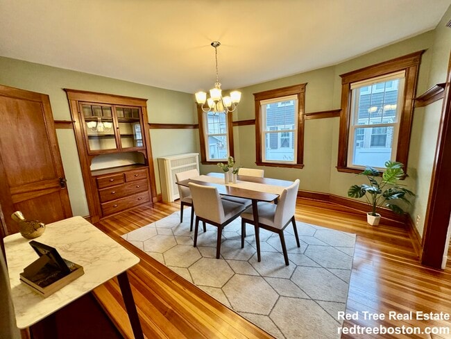 Photo - 324 Beech St