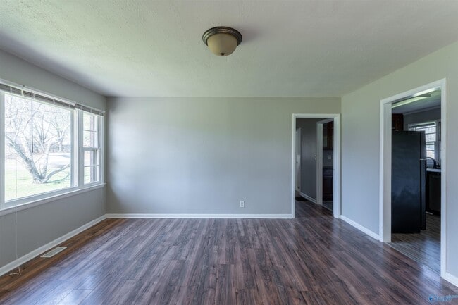 Photo - 712 Marion Dr