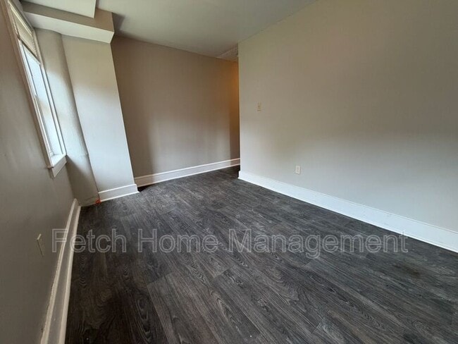 Photo - 208 W Vine St