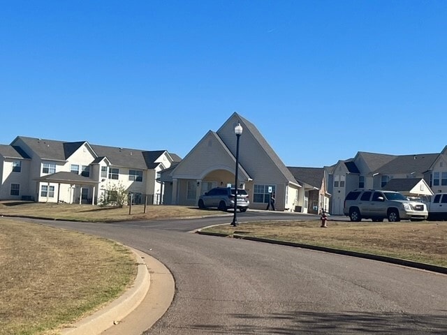 Photo - Sycamore Landing Apartments