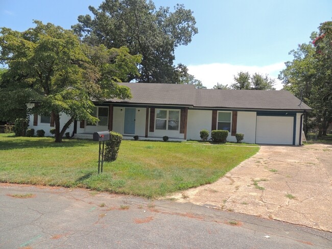 Building Photo - 409 Windfield Ct Rental