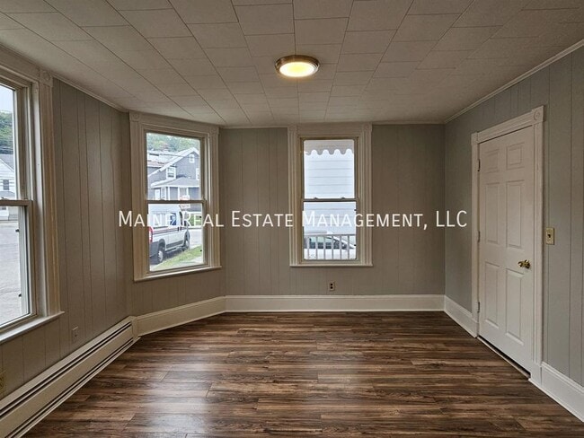 Building Photo - 31-33 Pine St. Unit 2 Rental
