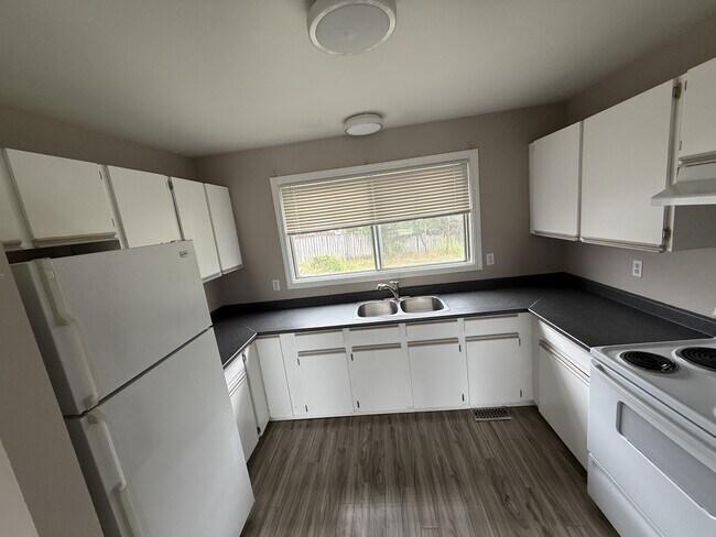 Photo - 4218-3004218 1st Ave