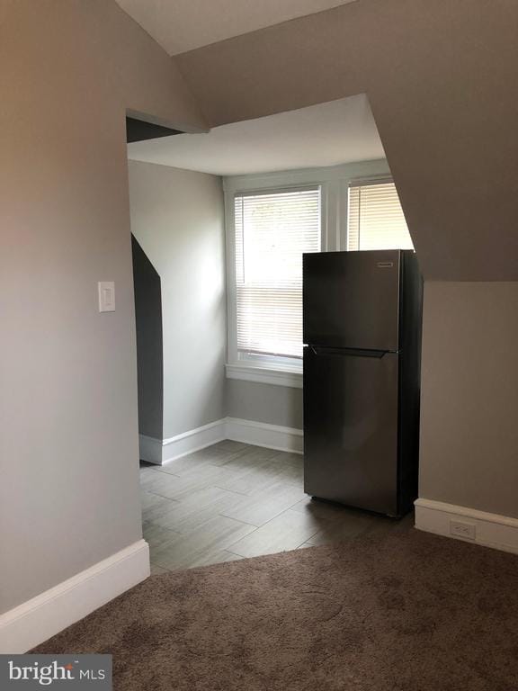 Building Photo - 5936 Ridge Ave Rental