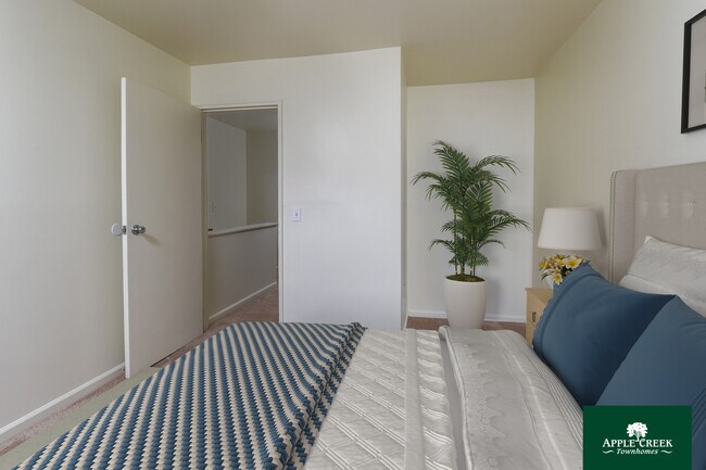Apple Creek Townhomes