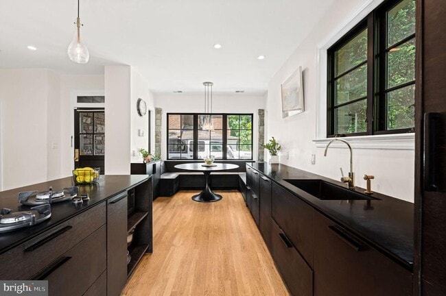 Photo - 1623 Jonquil St NW
