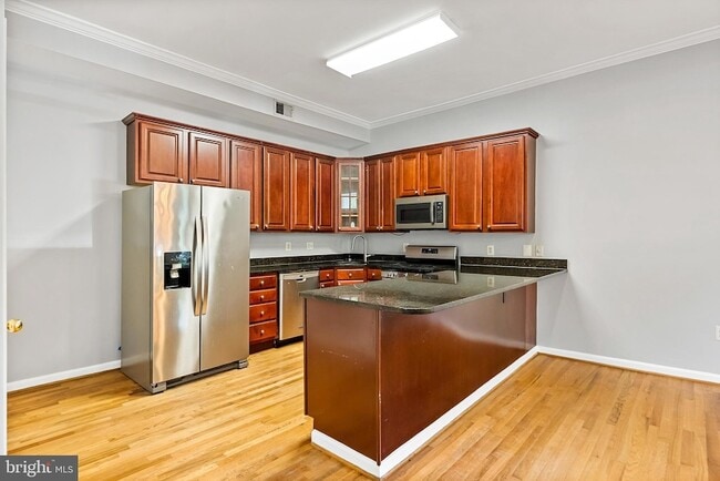 Photo - 600 Q St NW