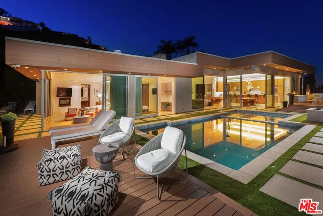 Photo - 1429 Devlin Dr