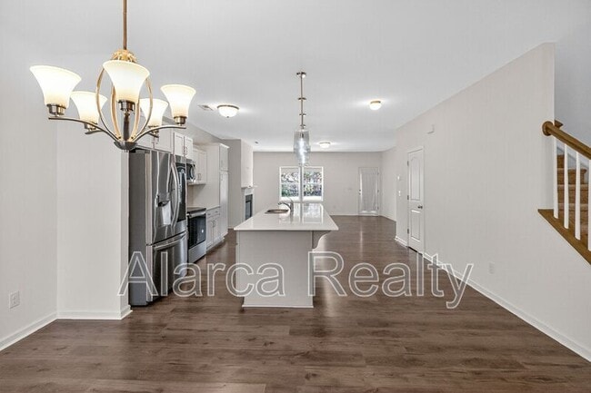 Photo - 764 Alexander Commons Dr