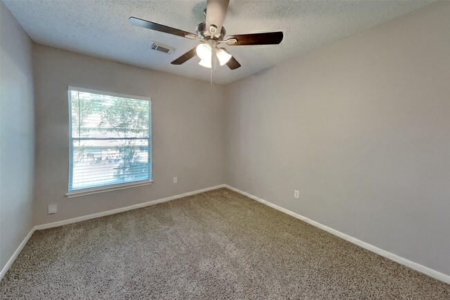 Building Photo - 9322 Wandsworth Dr