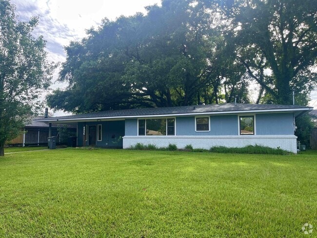 Building Photo - 4345 Bea Dr Rental