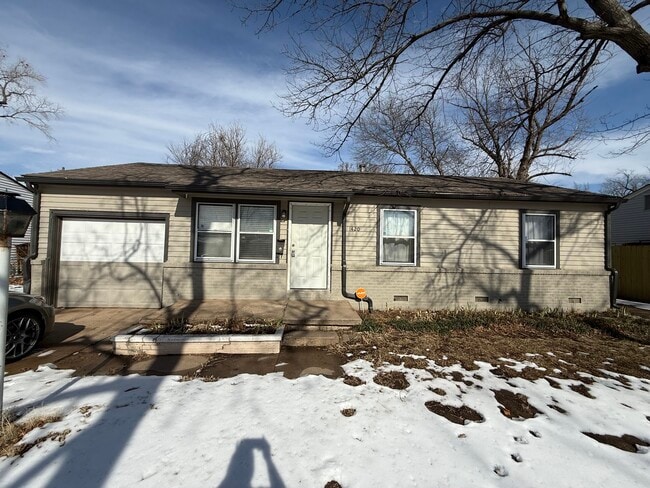 Building Photo - 1420 E 31st St S