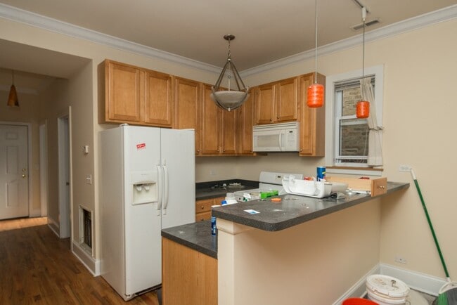 Photo - 1324 W Roscoe St Unit J04P