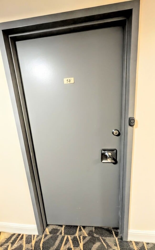 Photo - Annual UNfurnished Siesta Key Gulf front 2/2 condo with water views!