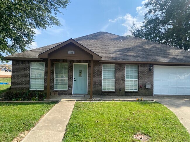 Photo - 116 Westpark St