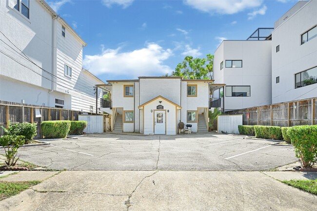 Photo - 1603 Welch St