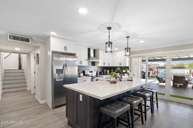 Photo - 7837 N 13th St