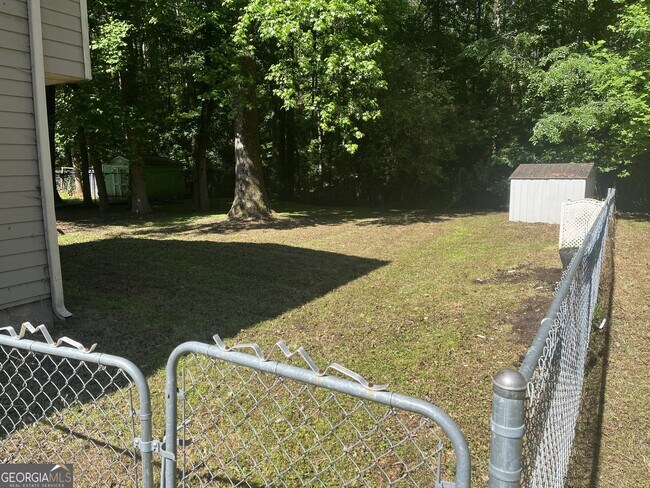 Photo - 2561 Lewfield Cir SE