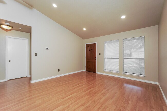 Photo - "Charming 3-Bedroom San Antonio Home with Cozy Fireplaces & Ample Storage!"