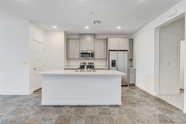 Photo - 296 Fossil Fls St