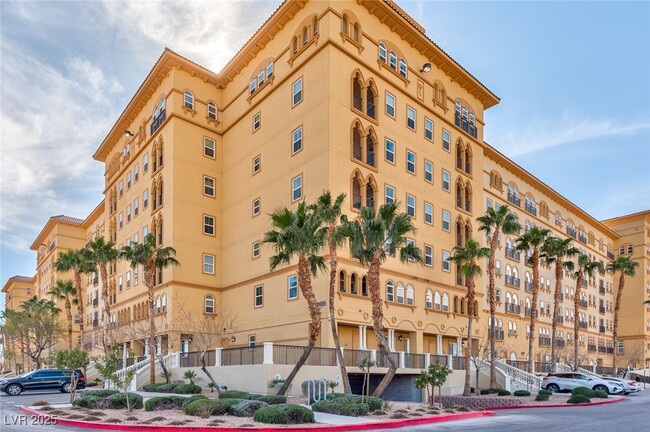 Building Photo - 2405 W Serene Ave Unit 703 Rental