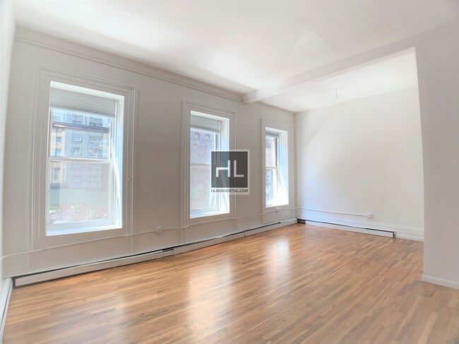 Photo - BROADWAY Unit 3FLR