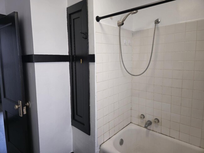 Photo - 1124 S 10th St Unit 1