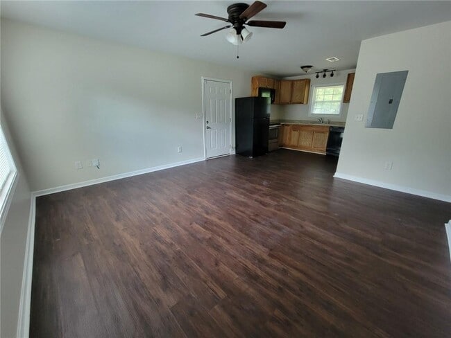 Photo - 9167 Bent Pine Ct NE