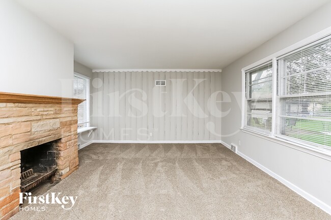 Photo - 610 N Martin Ave