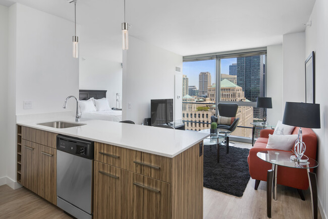 Building Photo - 343 W Wolf Point Plaza Rental
